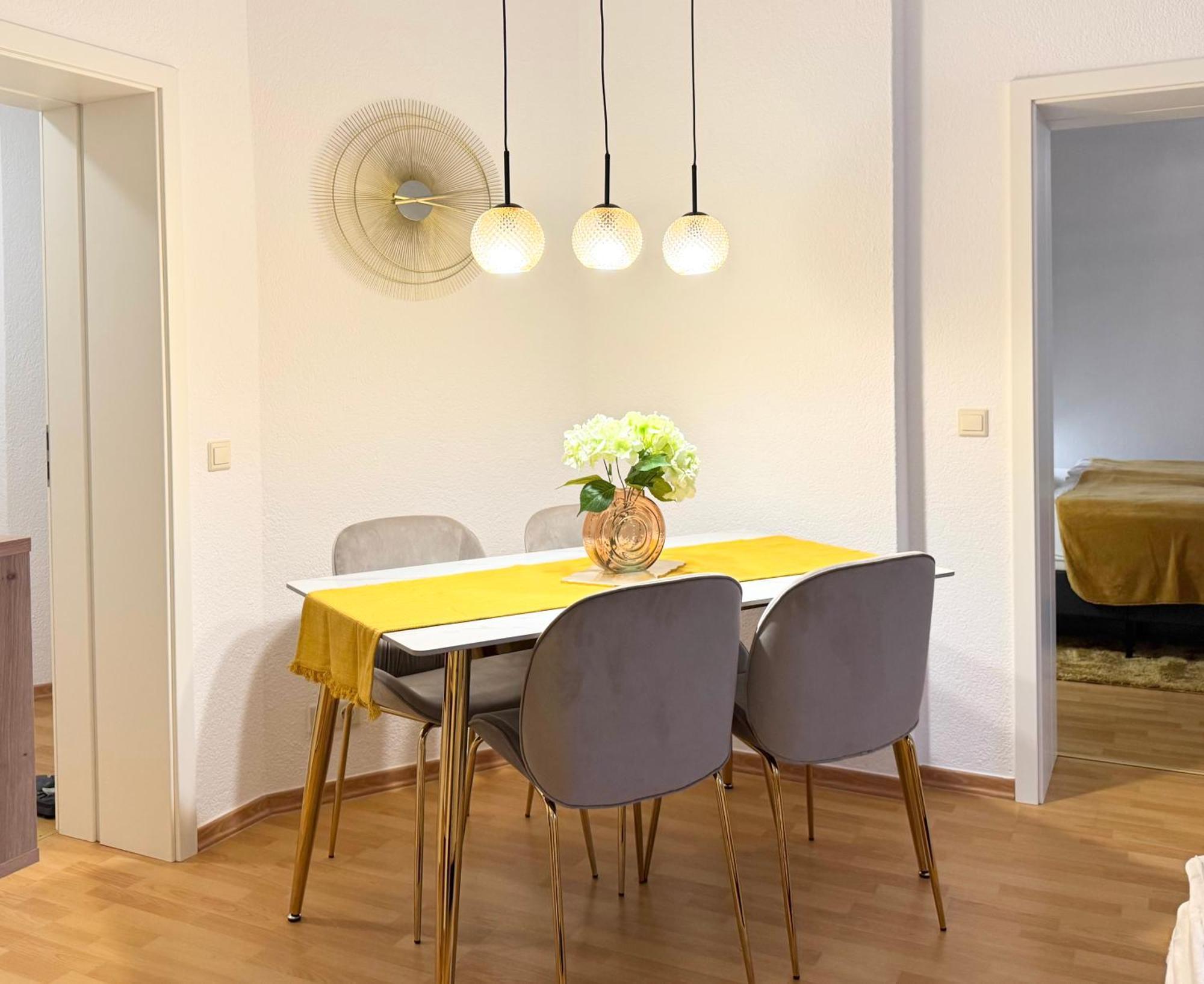 - 3 Zi - Garten Apartment *